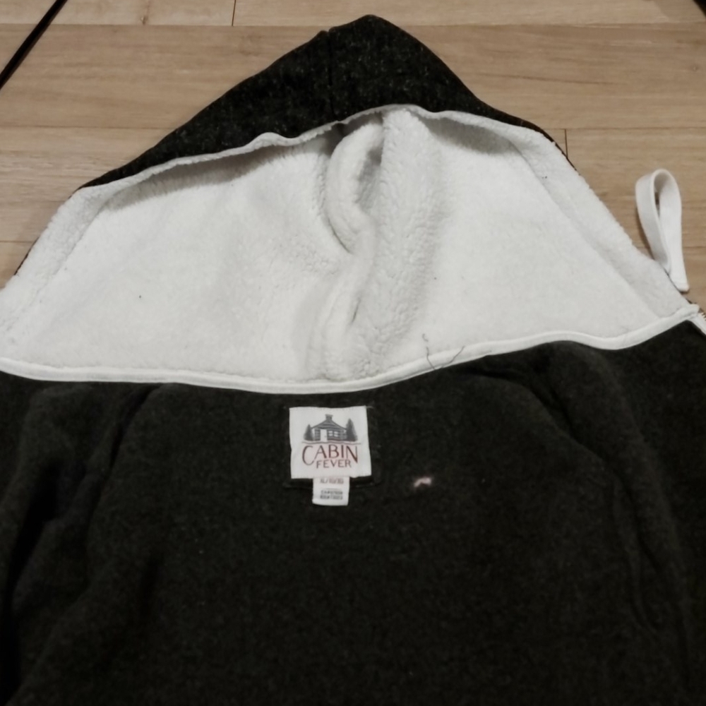 Cabin Fever XL zip up Sweater
